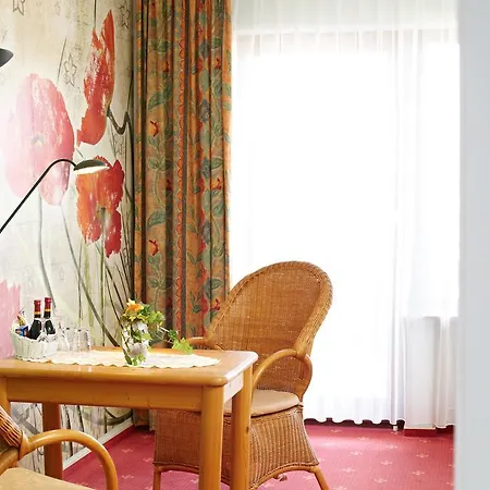 ホテル Berghof 3*